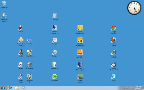 Desktop before organizing